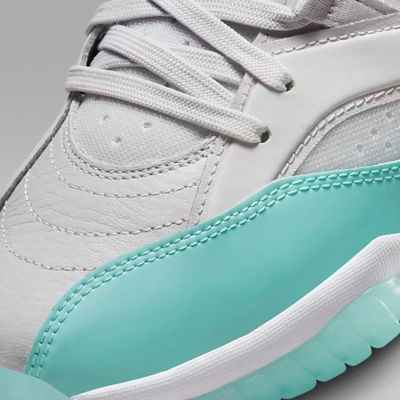 Authentic Jordan Women’s Jump Two Trey size 6.5 Neutral Grey/Bleach Aqua. - Picture 5 of 10